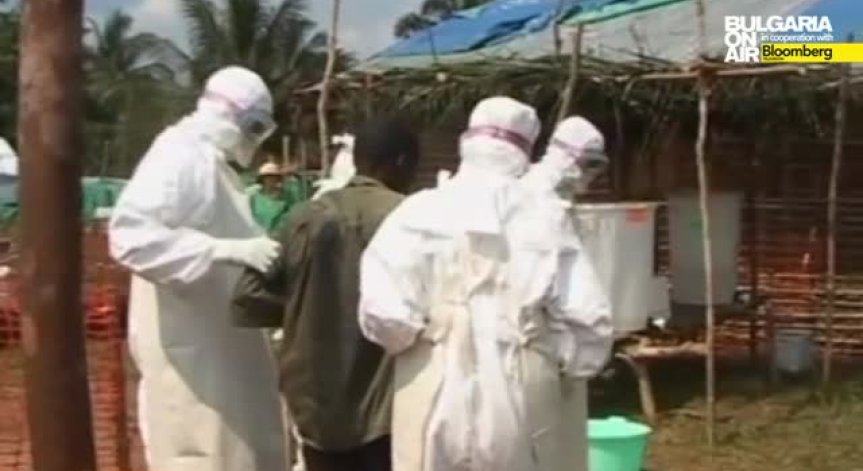 СЗО: Борбата с ебола е затруднена от големия брой заразени медицински работници