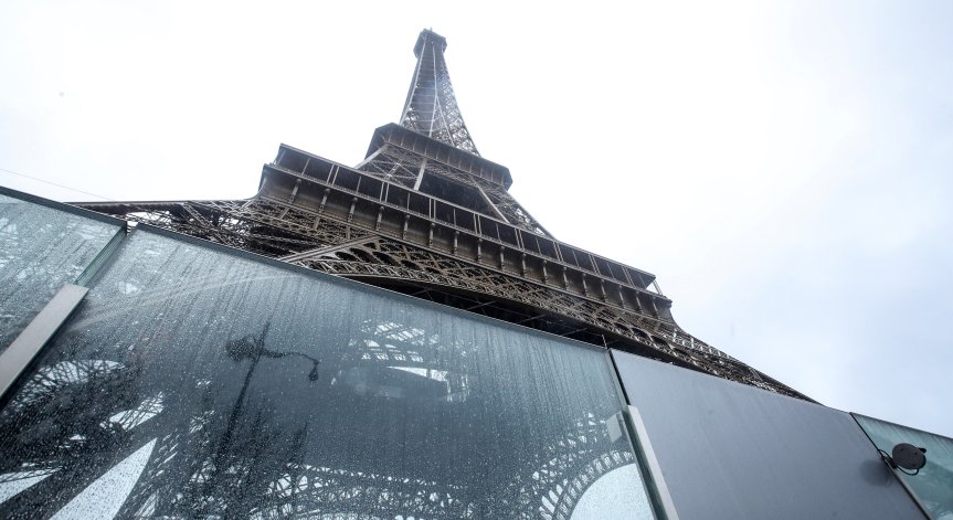 Голяма новина за туристите, желаещи да посетят Айфеловата кула