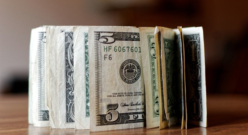 Майка съди сина си за $1 млн., иска компенсация за отглеждането му