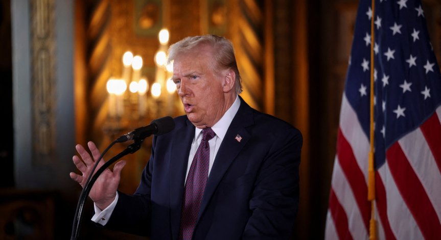 Тръмп държи на искането си.