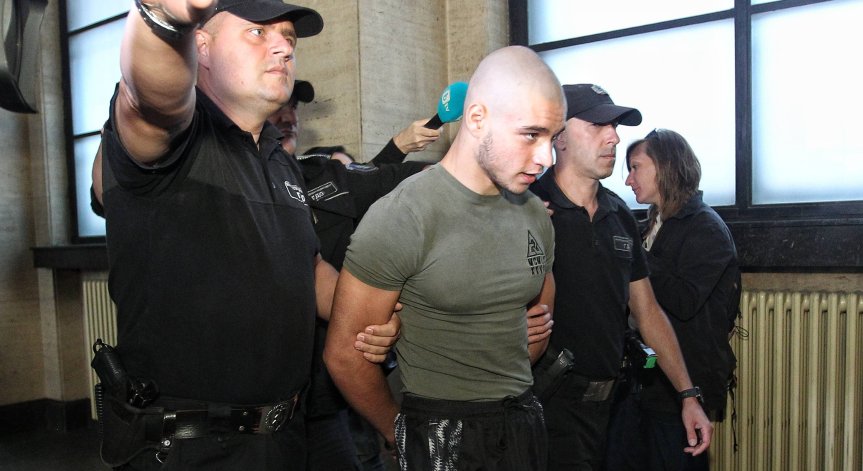 Изправят пред съда в Бургас прокурорския син от Перник Васил Михайлов