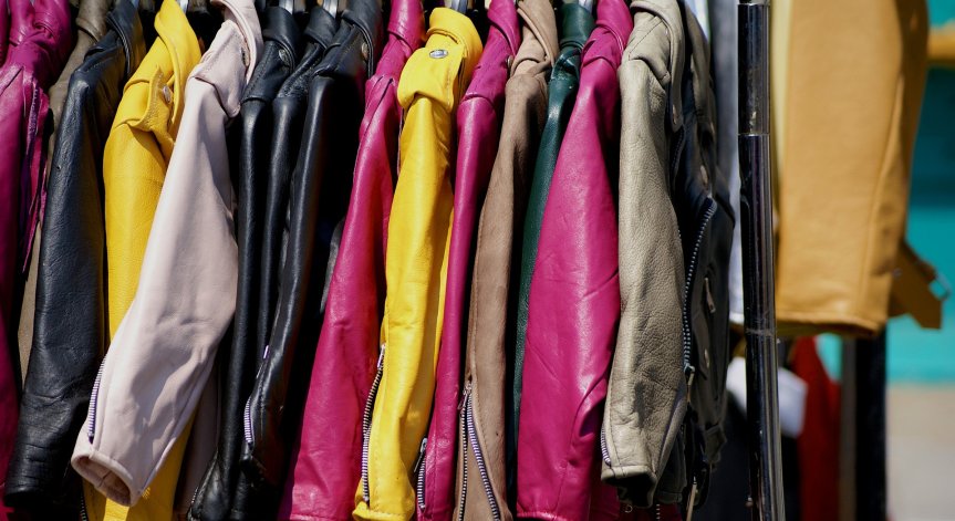 6 нестандартни начина да съчетаете коженото яке тази есен