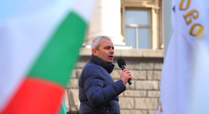 От партията са настоявали за икономически анализ за ползите и рисковете от влизане на България в Еврозоната.