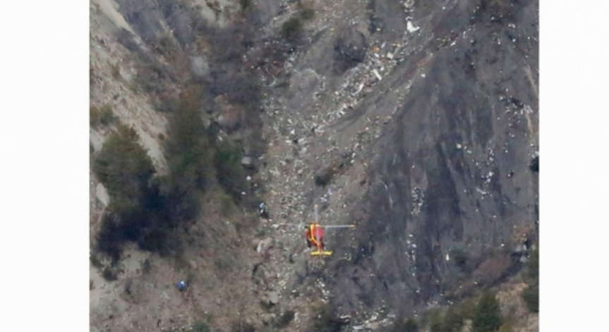 Търси се втората черна кутия на Germanwings A320