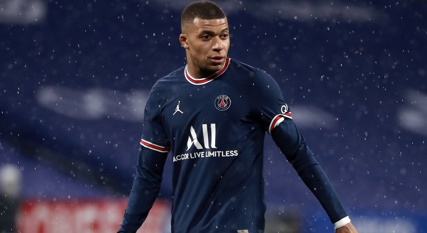 Обрат: Мбапе остава в ПСЖ заради Зидан?