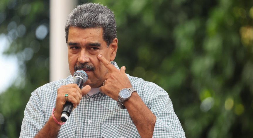 Самолетът бе прехвърлен във Флорида.