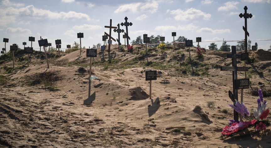 Войната в Украйна: Близо 8 000 убити цивилни, 430 от тях са деца