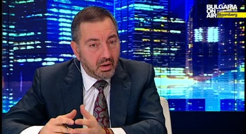 Увеличението на минималната заплата изпреварва икономиката