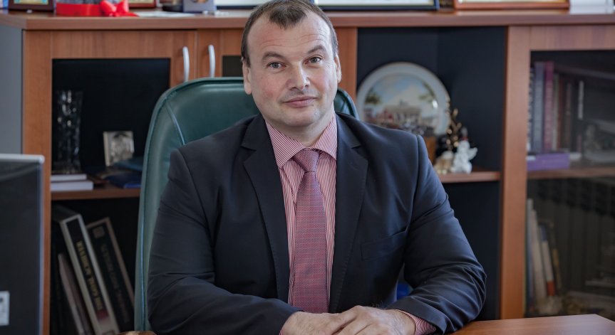 Доц. д-р Красимир Тодоров е новият декан на академичната програма на ВУЗФ