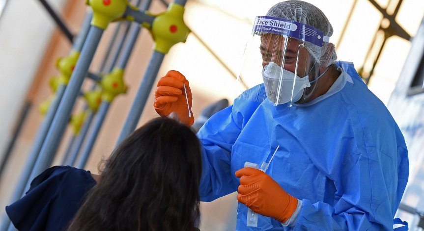 Гърция въвежда драконовски мерки срещу Ковид-19