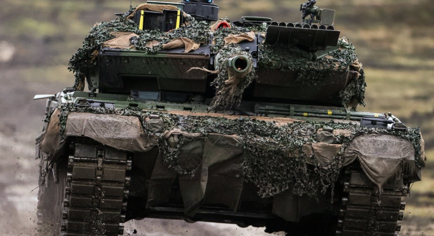 88 танка потеглят от Германия към Украйна, липсват боеприпаси за тях 