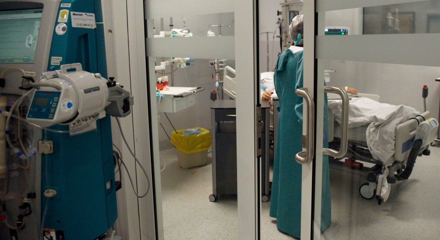 Здравни експерти: Открит е нов вариант на Омикрон, очаква се ръст на новите случаи