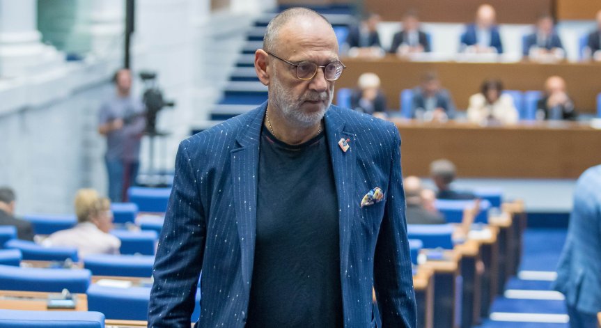Йотова за Любен Дилов: Търсеше смисъла отвъд очевидното