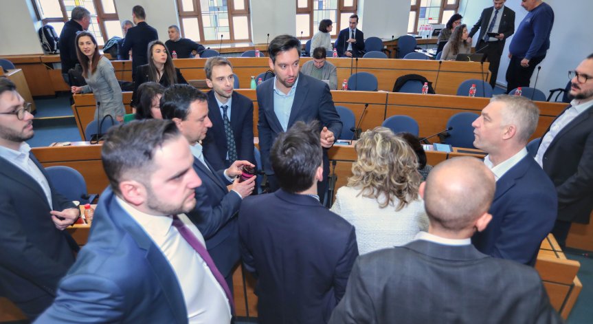 ПП в СОС: ГЕРБ допусна да се завърши строежът на ловния хотел на Румен Гайтански