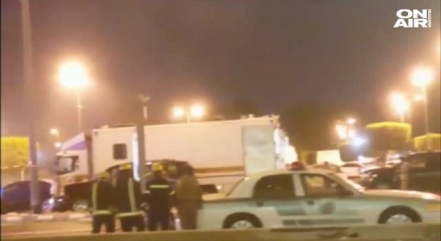 Полицаи пострадаха при атака срещу американско консулство в Саудитска Арабия