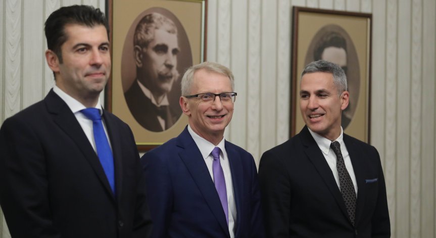 Решителен ден за 