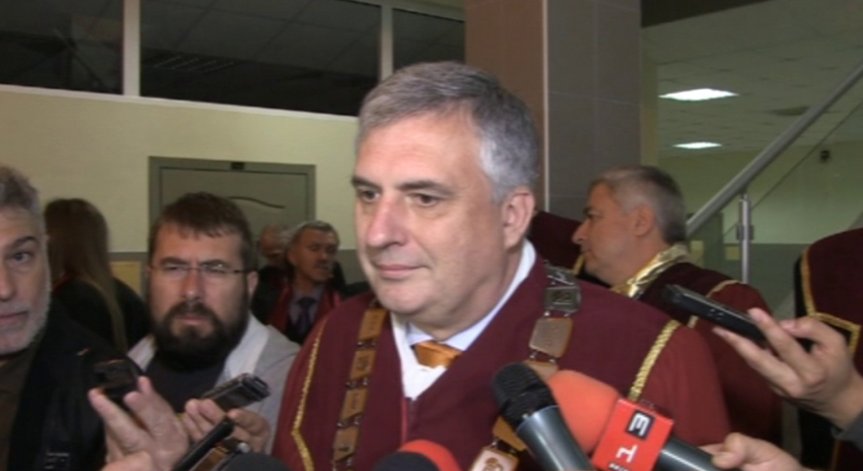 Калфин има самочувствието за президент, но не са водени разговори с него