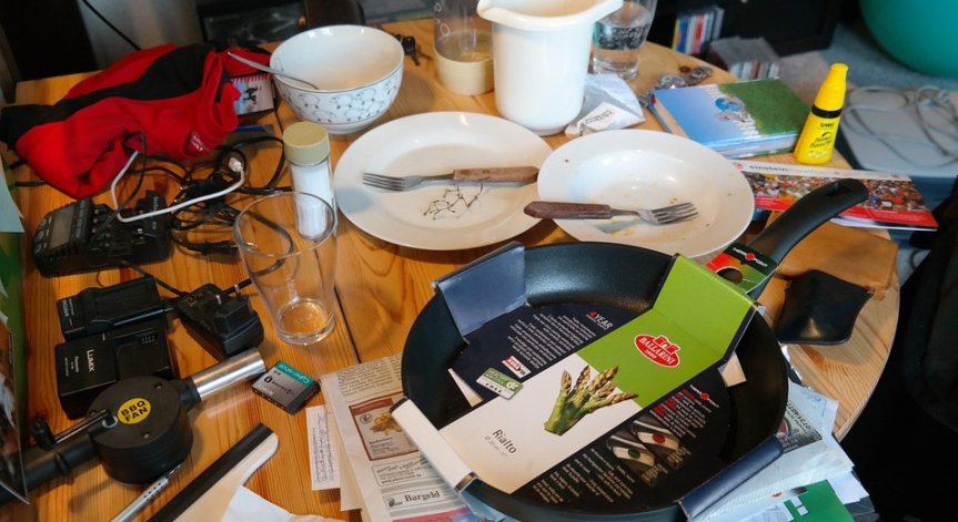 Защо разхвърляната къща ни действа демотивиращо и потискащо?