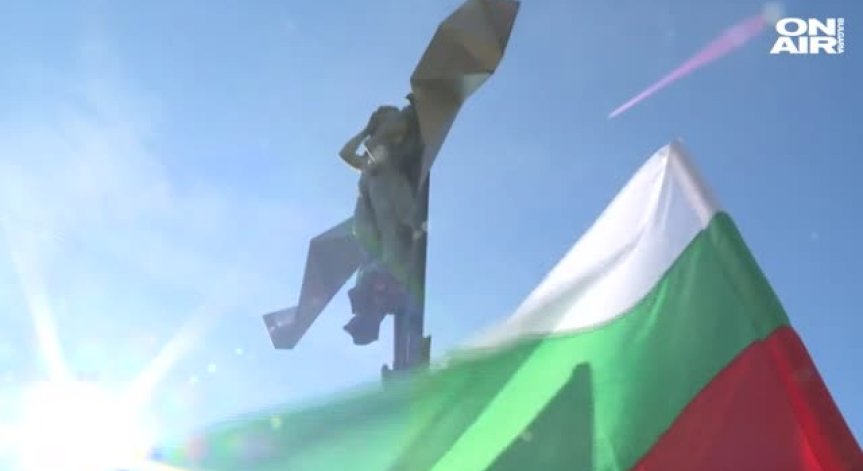 Симеонов няма да се извинява за думите си към патриарха!