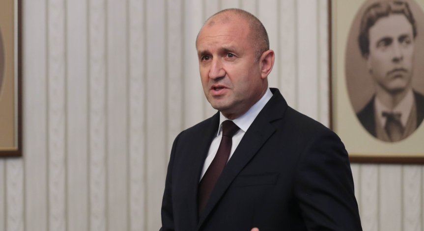 Радев поиска адекватна държавна политика към малкия и среден бизнес.