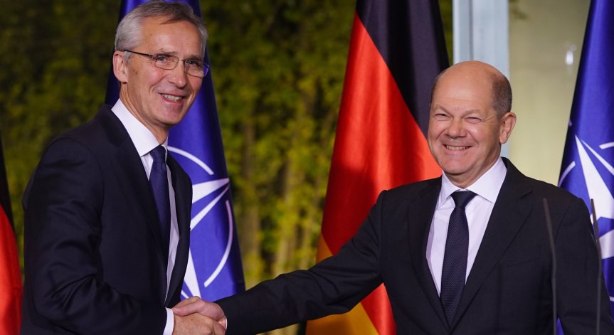 Шолц: Ще сме гарант, че конфликтът в Украйна няма да въвлече НАТО