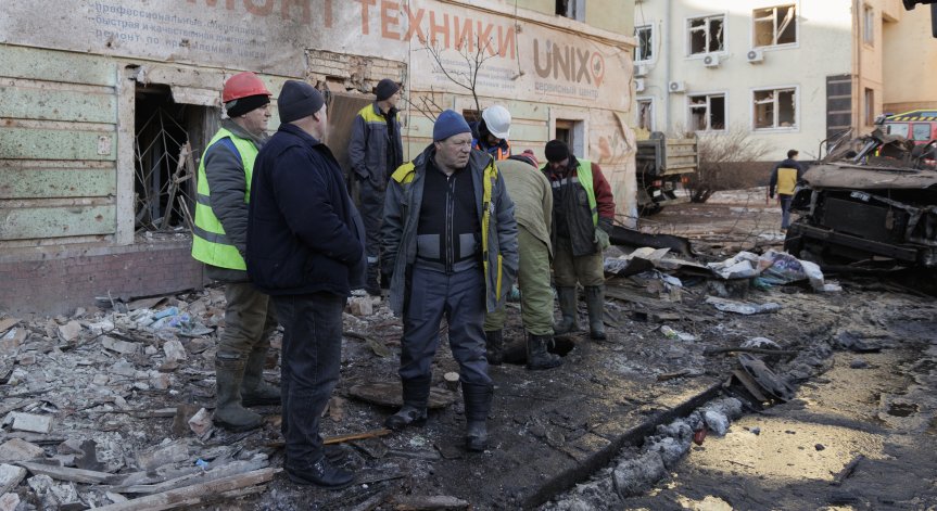 Жена загина при удари в Херсон и Харков, Зеленски иска Украйна да поеме инициативата