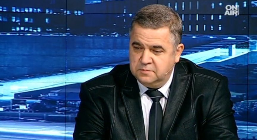 Приемът на Северна Македония в НАТО е правилната стъпка, твърди историк
