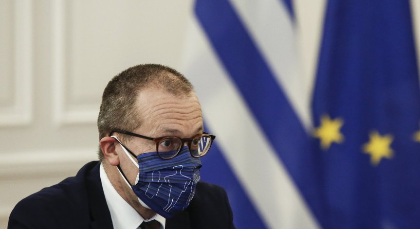 Ханс Клуге, СЗО: Омикрон придвижва пандемията към края ѝ в Европа 