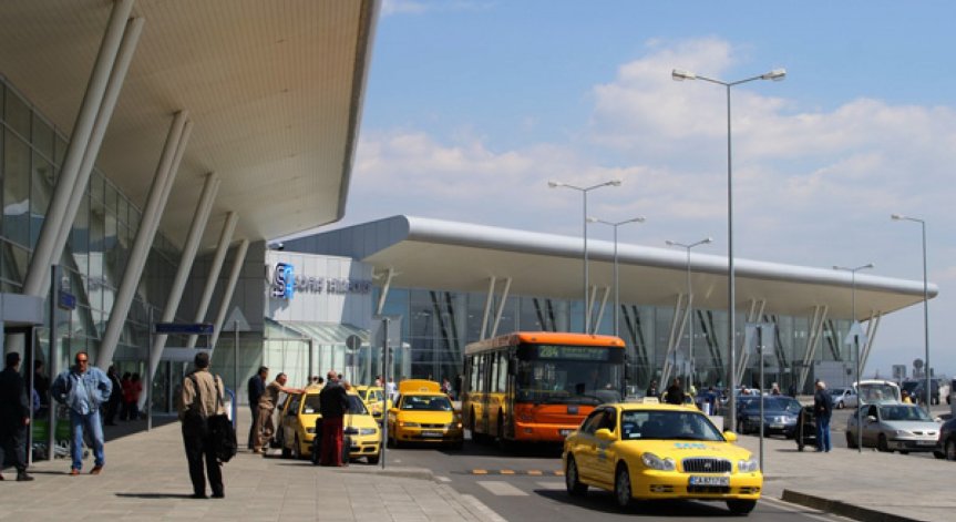 Луфтханза техник: Няма опасност за ебола от нигерийския самолет, който ще кацне в София