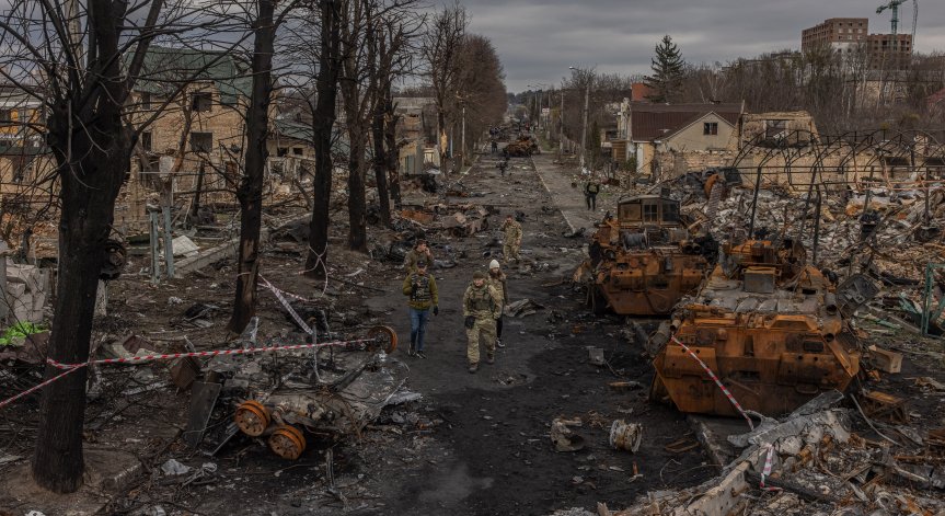 Захарова: Нужно е независимо разследване за Буча, да се знае кога са починали, местени ли са тела