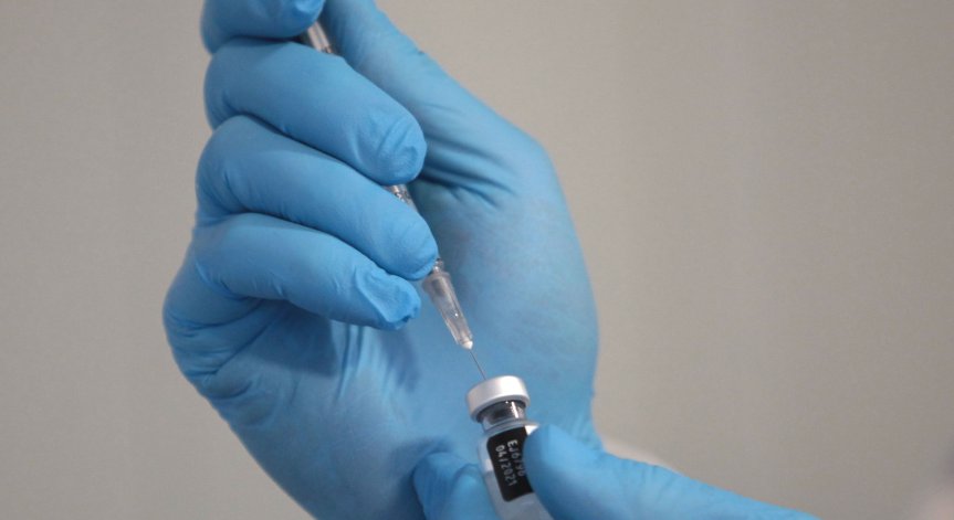 ЕК одобри нов договор за закупуване на евентуална ваксина срещу Ковид-19