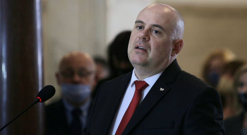 Приеха механизъм за разследване на главния прокурор, бързо ще го гласуват в НС