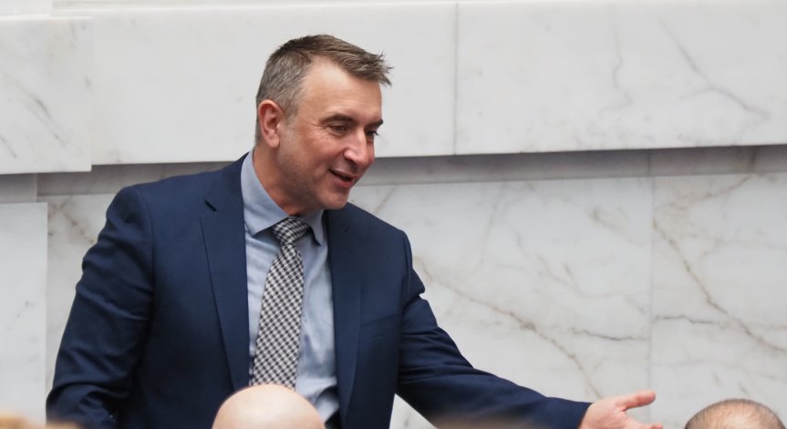 Вълчев: Бесен съм, ИТН беше партията, която се пребори за машините