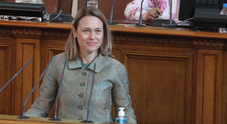 Ива Митева: Президентските избори ще са през ноември, по-добре да са 2 в 1