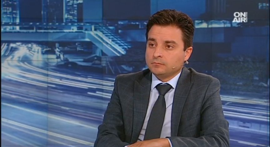 Защо Желю Бойчев напусна парламентарната група на БСП?