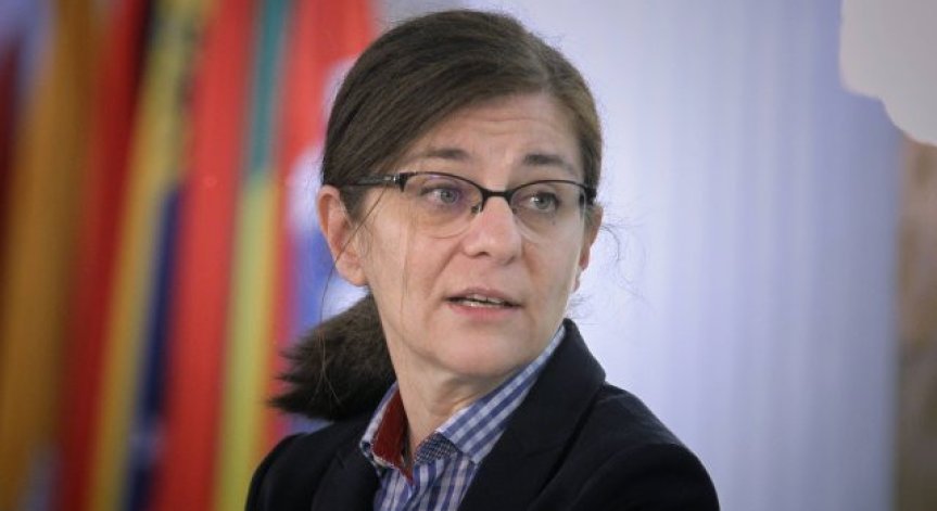 Генчовска: Българското външно министерство не води тайни преговори с РСМ