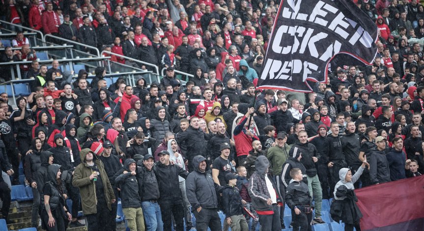 Сериозни глоби наложи Дисциплинарната комисия към Българския футболен съюз.