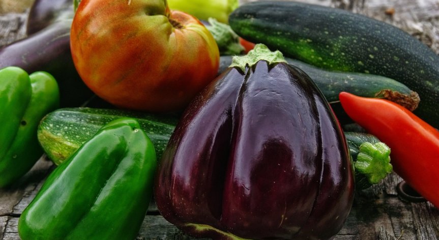 Яйца, семена, зеленчуци - суперхраните, които задължително да включите в менюто си 