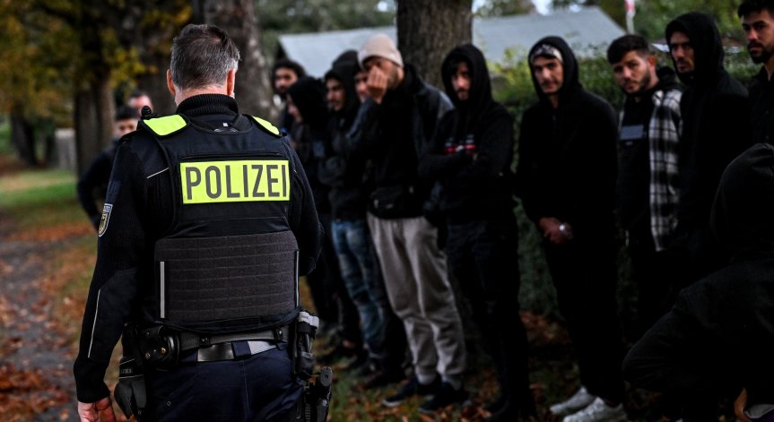 Заплаха от тероризъм: Полицията в европейските столици е на крак