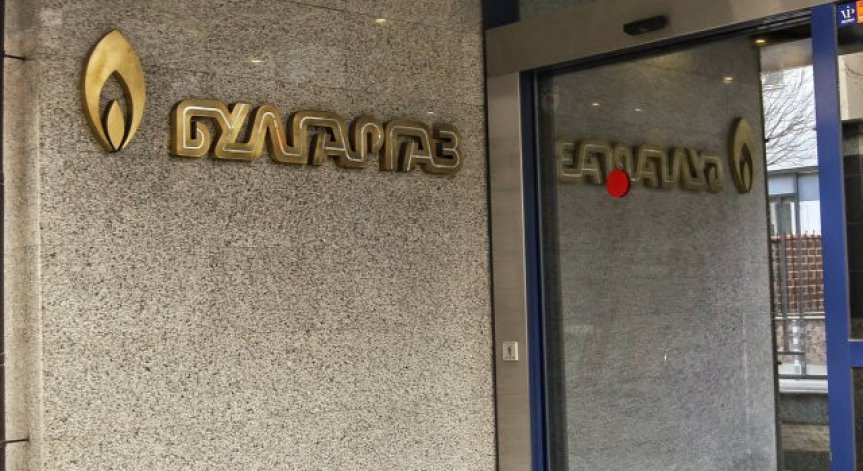 През следващия месец ще използват синьо гориво, доставено по дългосрочния договор с Азербайджан.