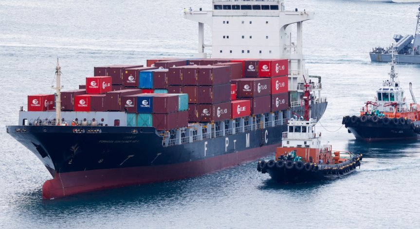 Подкрепяните от Иран йеменски бунтовници хути не са поели отговорност за инцидента.