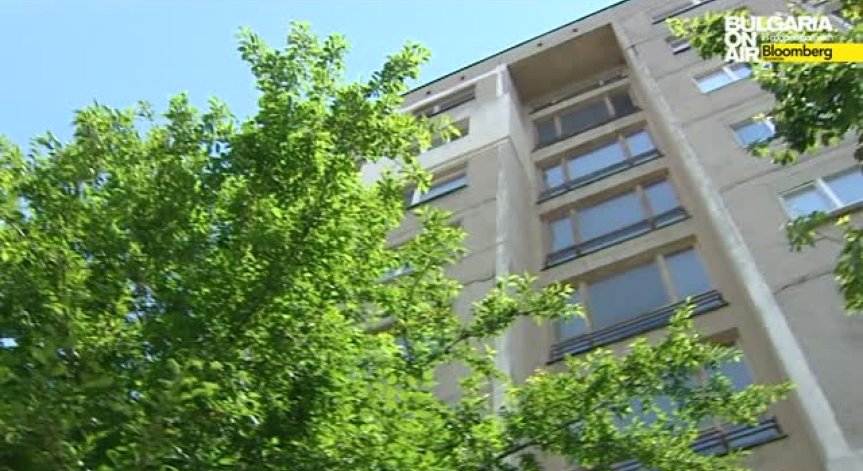 Масовото българско семейство живее в двустаен апартамент