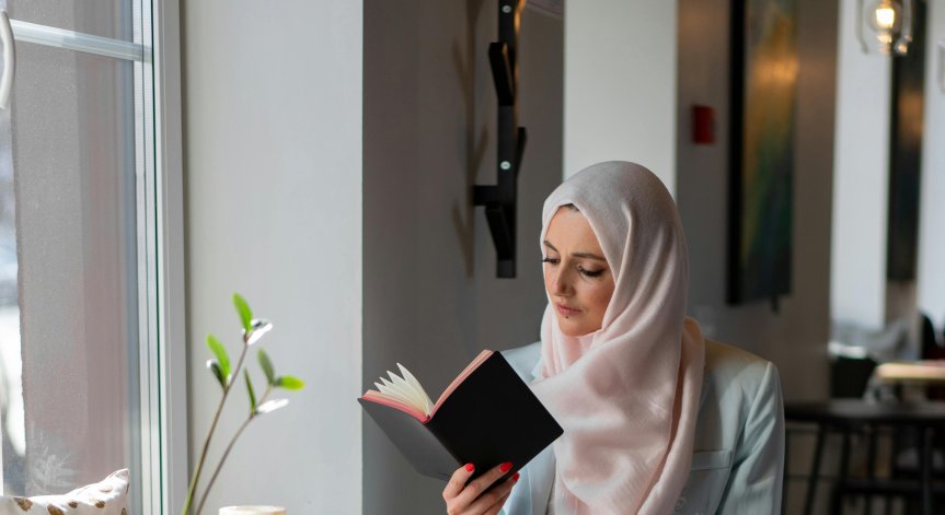 Забраниха хиджаб и бурка за момичета под 14 години в Австрия