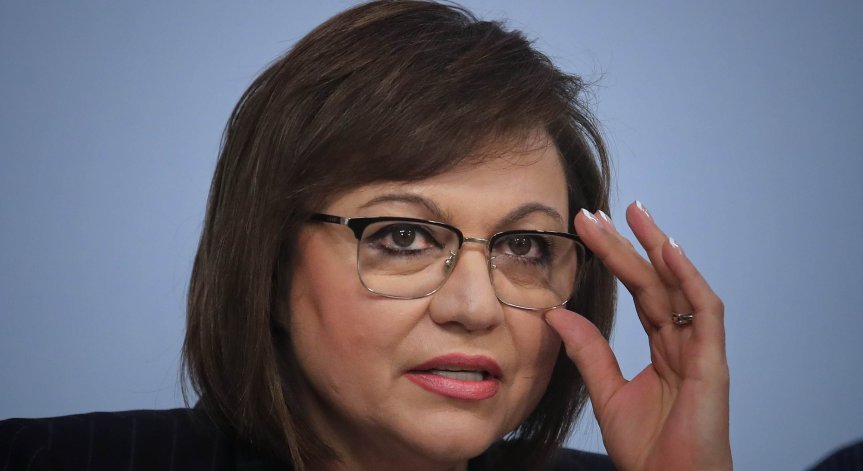 Нинова за промените на МОН: Сглобката, наречена правителство, ни обезбългарява брутално
