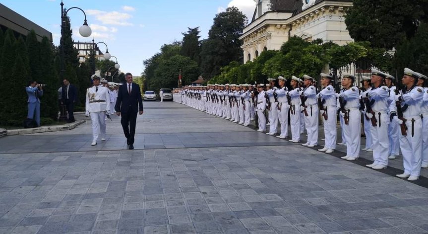 Янев: Най-голямото богатство на ВМС са хората