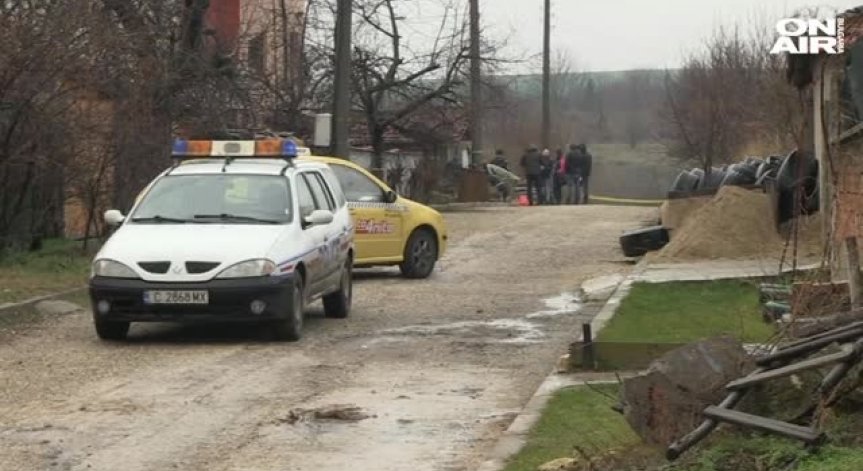 Таксиметров шофьор е бил убит в село Николово
