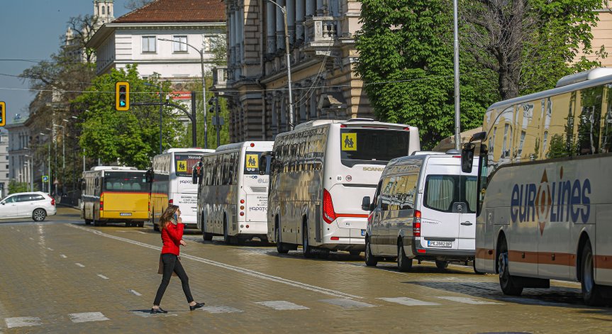 По-нисък акциз на горивата с 50% няма да намали цените на превозваческите фирми