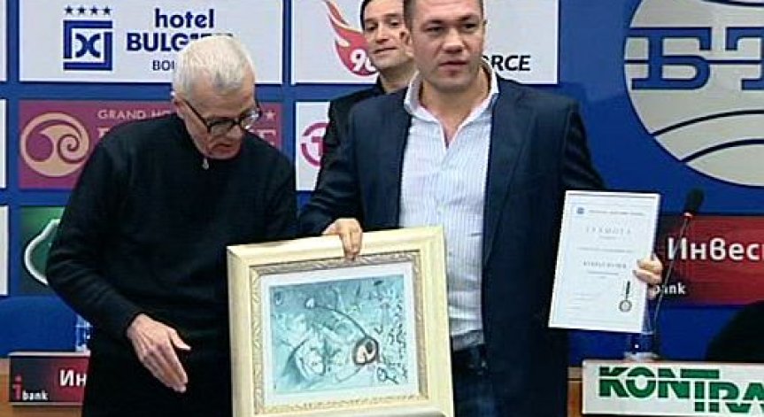 Кубрат Пулев взе приза за най- добър професионален боксьор за 2011