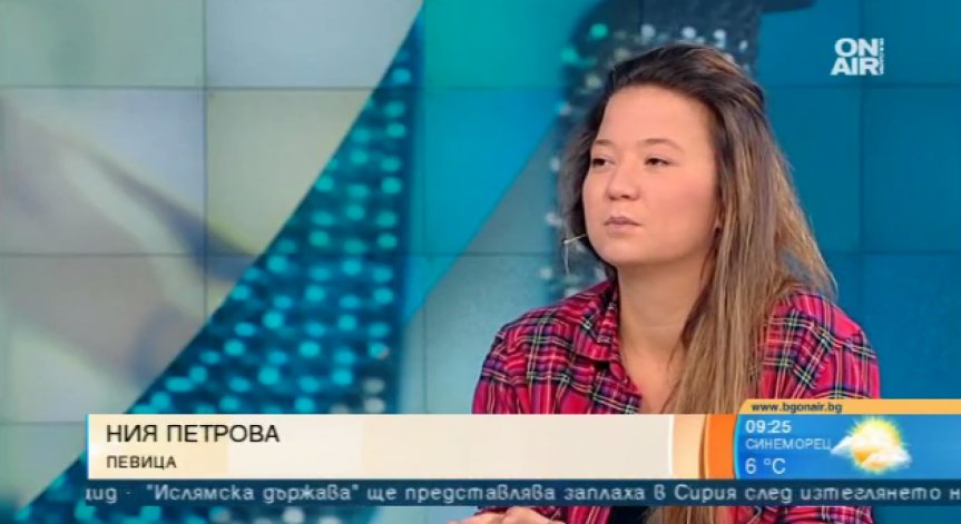 Ния Петрова избра мистична Йордания за клип към дебютната си песен