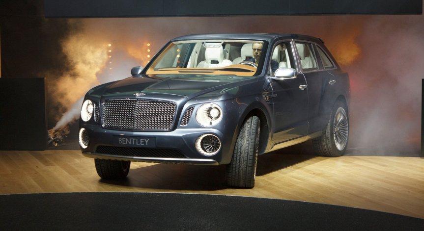 Bentley сменя дизайна на първия си джип